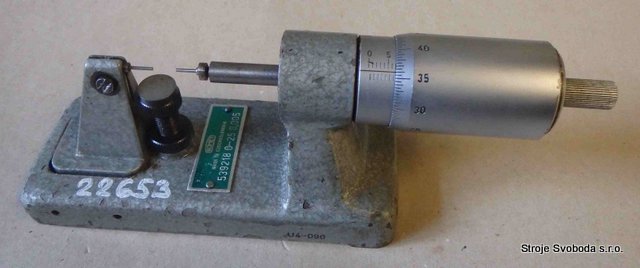 Mikrometr stojánkový 0-25 (22653 (2).JPG)